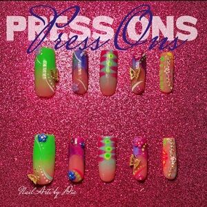 Vibrant Press-On Nails Set